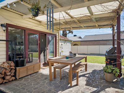 64 Oak Street, Seymour