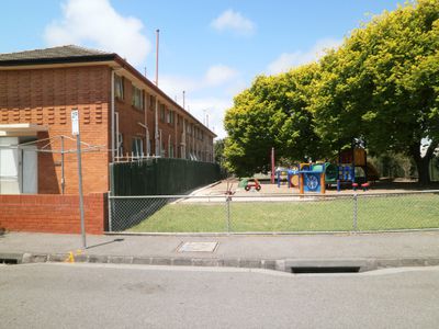 10 / 55 Swan Street, Footscray