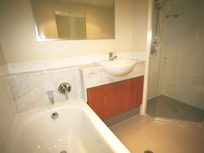 1707 / 77-81 Berry Street, North Sydney