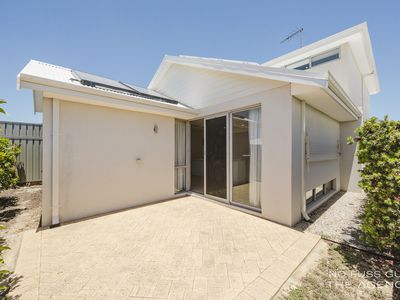 1 / 12 Loder Way, South Guildford