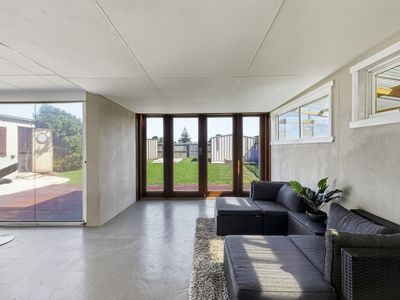 19 Gunn Parade, Low Head