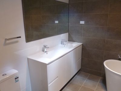 5 Eleanor Avenue, Oak Flats