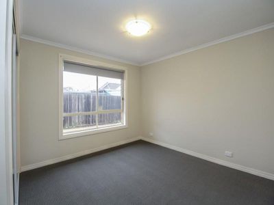 2 / 82 George Street, St Albans