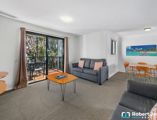 PREMIUM POSITION - DUAL KEY APARTMENT WITH VIEWS image 9