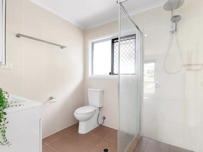 27 Wootton Crescent, Springwood