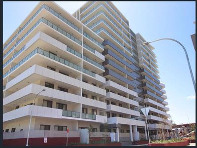 18 / 4 Nipper Street, Homebush