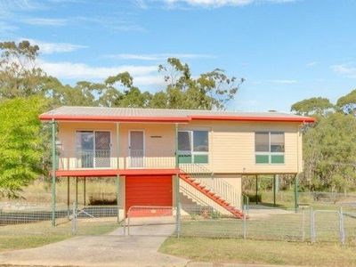 61 Flounder Crescent, Toolooa