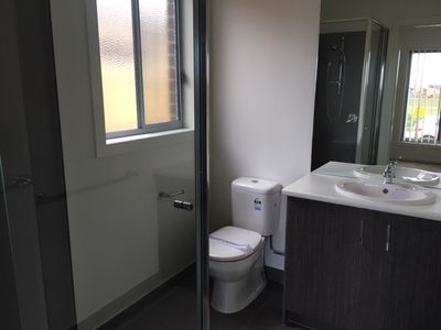 90 Haze Drive, Point Cook