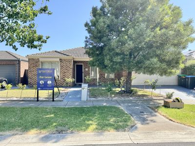 17 Fawkner Road, Manor Lakes