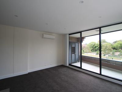 3b / 76 Phillip Street, Parramatta
