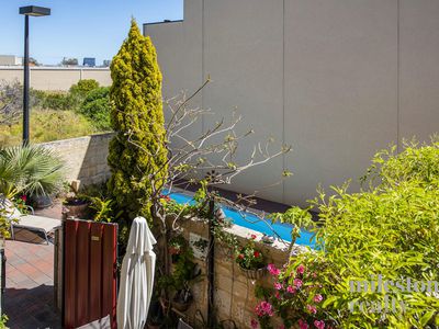5 / 7 Bellion Drive, Hamilton Hill