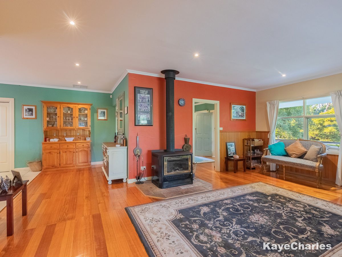 15 Burton Road, Beaconsfield Upper