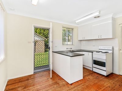 9 Hayes Avenue, Mount Warrigal