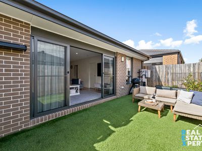 15 Compass Rise, Hampton Park