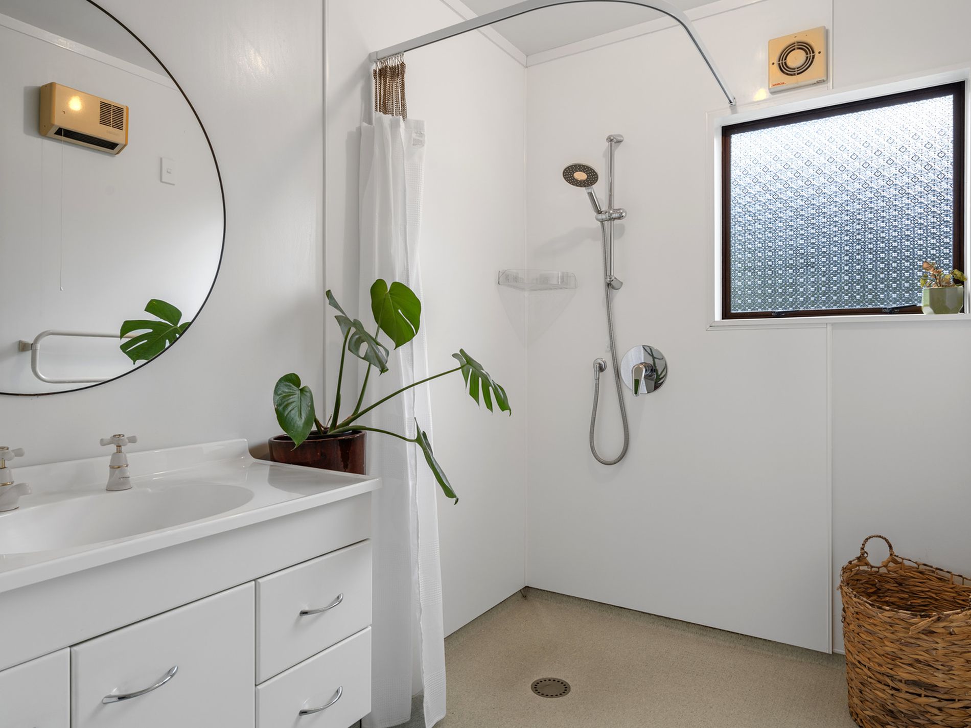 2 / 23 Towai Street, Stoke