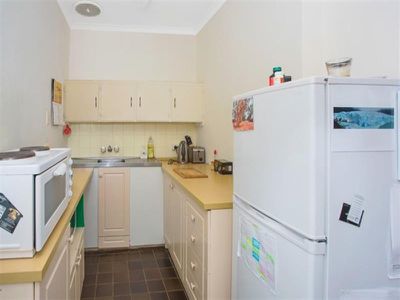 8 / 10 Achilles Ave, North Wollongong