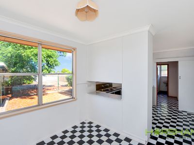 2 Bleakley Street, Horsham