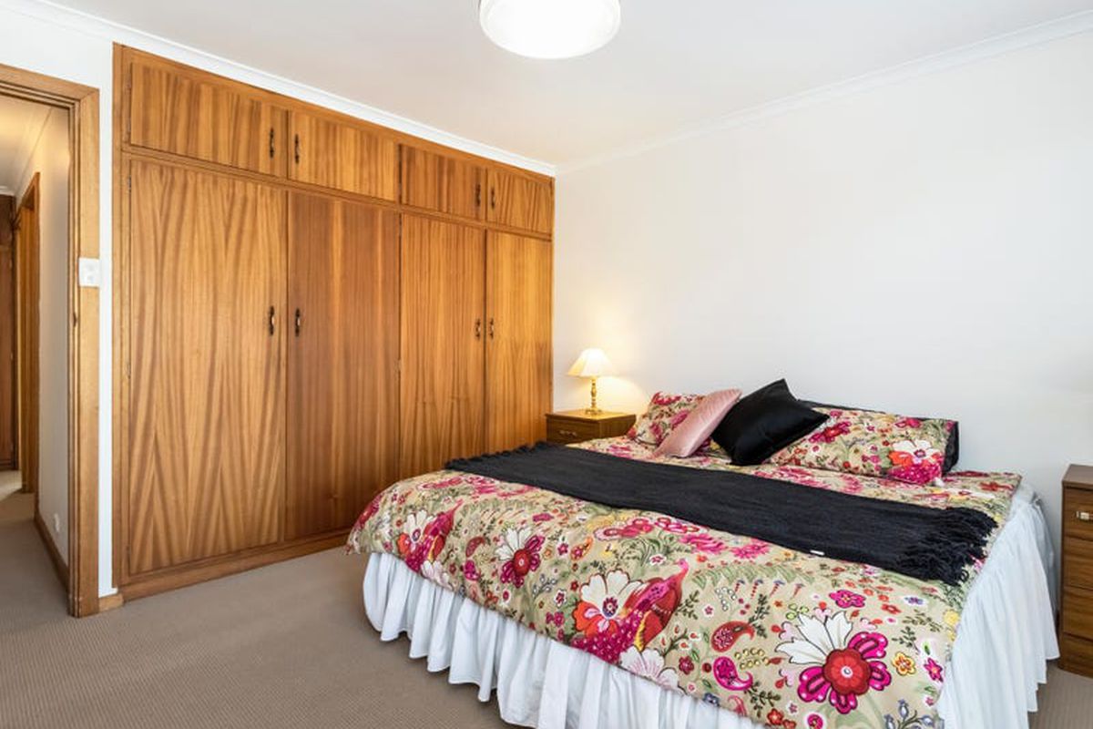2 / 57 Valiant Road, Holden Hill
