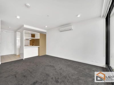 2210 / 33 Mackenzie Street, Melbourne