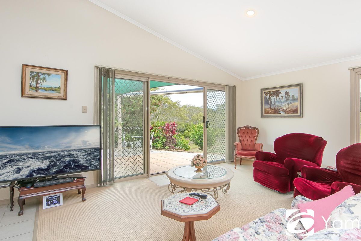 1 / 40 Bayview Drive, Yamba