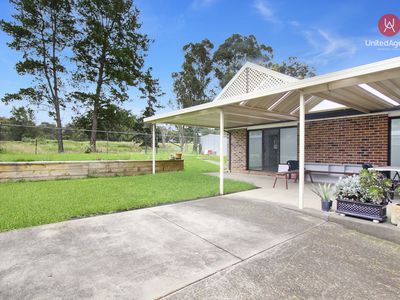 15 Usher Close, Abbotsbury
