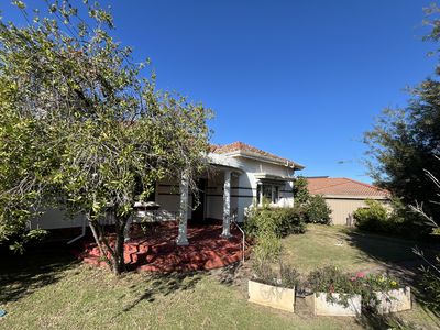 128 Robert Street, Como