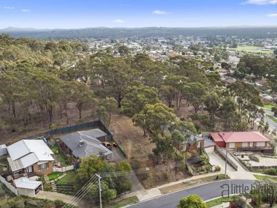 4 CLAREY AVENUE, Seymour