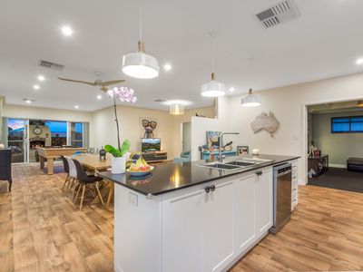 102 Seaside Avenue, Yanchep