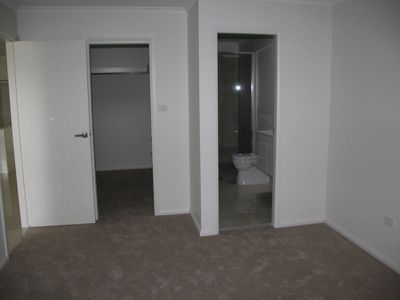 2 / 1A Cedar Grove, Forster