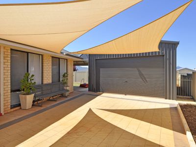 12 Henderson Drive, Kalgoorlie