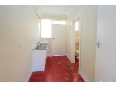33 Bradley Street, Yokine