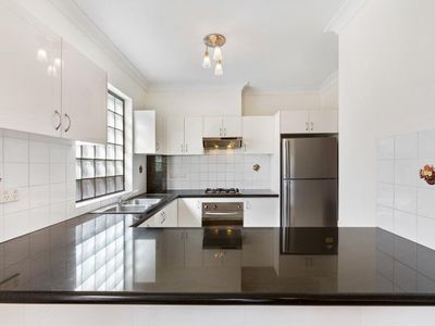 4 / 40 Melvin Street, Beverly Hills