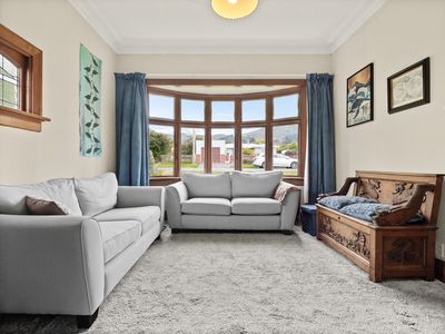 4 Constant Street, Sawyers Bay