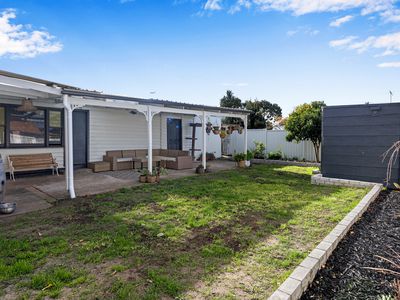 6 Compton Parade, Sunshine North