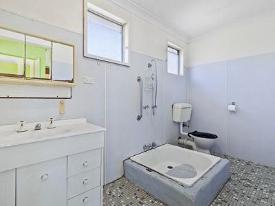 38 Curlew Avenue, Hawks Nest