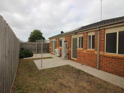 1 / 71 Matthews Road, Lovely Banks