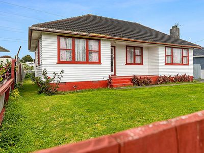 6 Julian Place, Otara