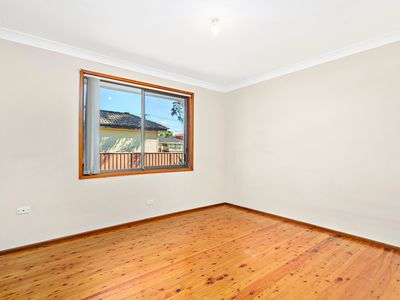 1 / 1 Gipps Crescent, Barrack Heights