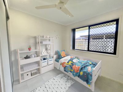 9 Bronton Way, Point Vernon