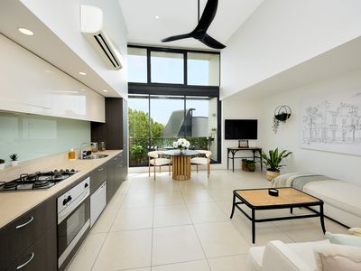 c812 / 2 Mandible Street, Alexandria