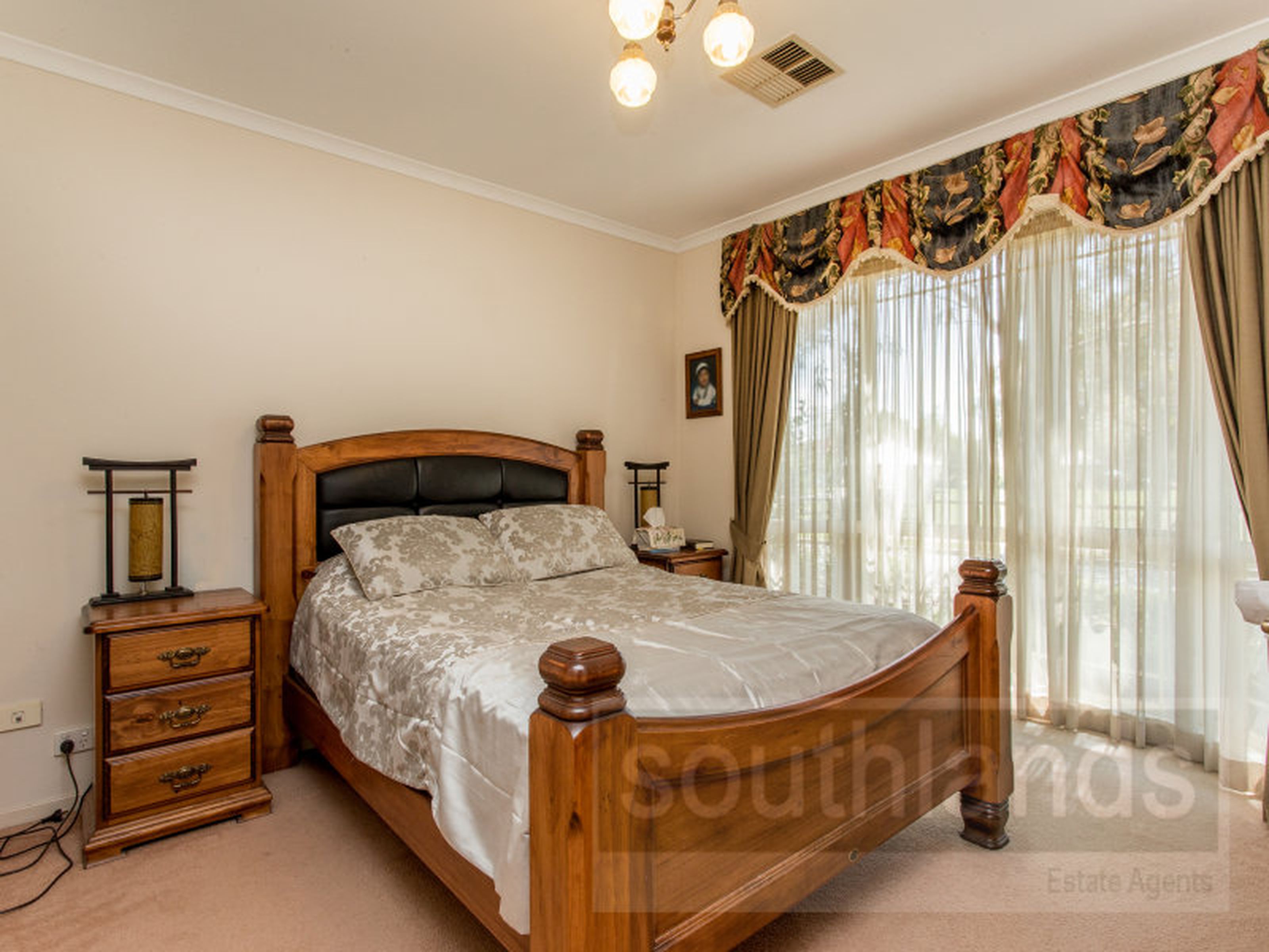 4 Brigadoon Ave, GLENMORE PARK