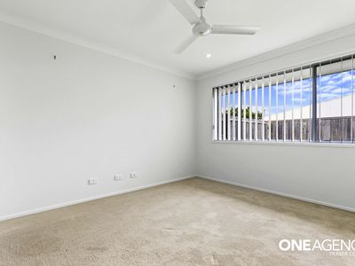 12 O'Connell Pde, Urraween