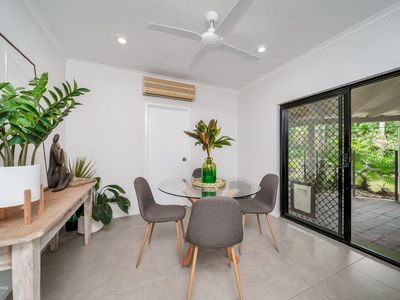 7 Carbeen Close, Holloways Beach