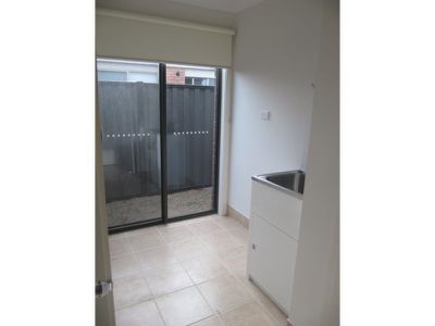 2 Sandra Court, Point Cook