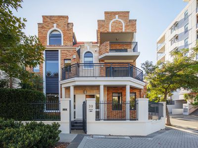 39 Victory Terrace, East Perth