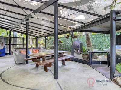 Room 2 / 19 Veivers Road, Palm Cove