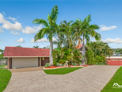 13 Bairnsdale Court, Helensvale