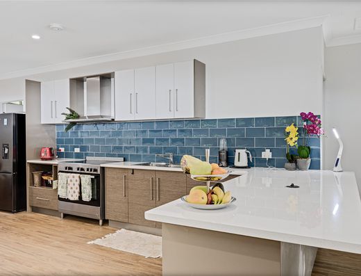 2 bedroom granny flat on picturesque property image 2