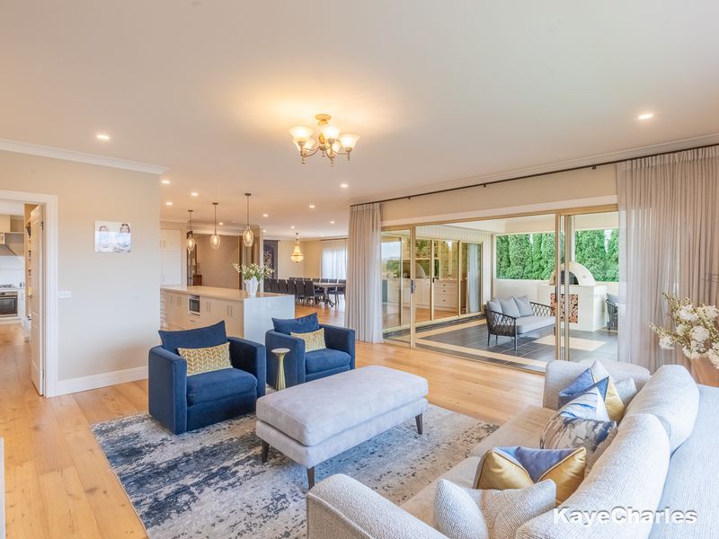 9 Royal Crescent, Beaconsfield