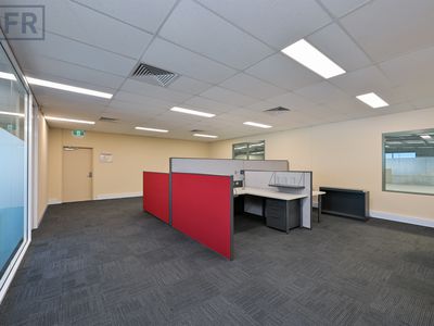 49 Howson Way, Bibra Lake